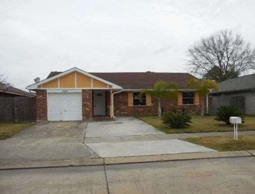 5429 Loring Dr, Marrero, LA 70072