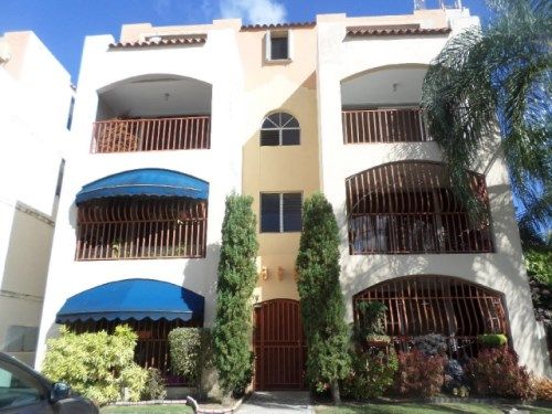 Apt 332 Condominio Campo Real, Carolina, PR 00985