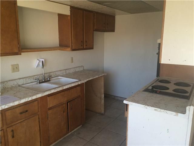 1820 Louise Cir, Las Cruces, NM 88001