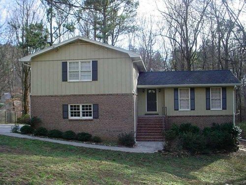 5824 Golden West Trail Sw, Lilburn, GA 30047