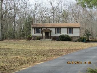 15305 Sunset Dr, Hughesville, MD 20637