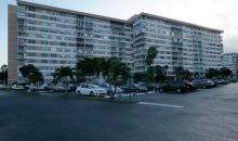 3800 HILLCREST DR # 402 Hollywood, FL 33021