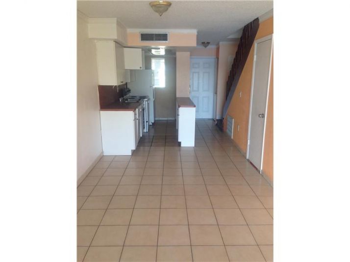 5943 W 28 AV # 19, Hialeah, FL 33016