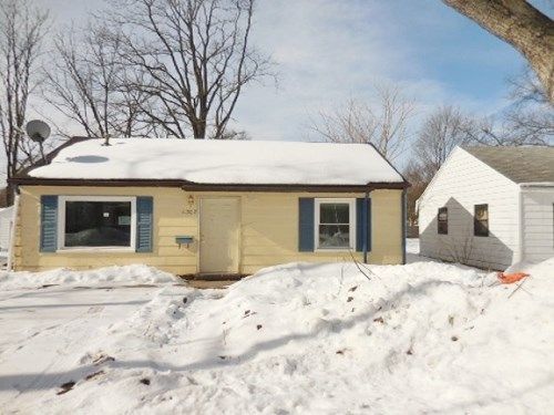 1307 Wayside Road, Kalamazoo, MI 49048