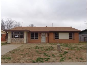 1302 Navajo Trail, Plainview, TX 79072