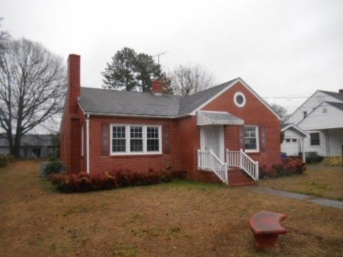 201 Catherine St, Benson, NC 27504