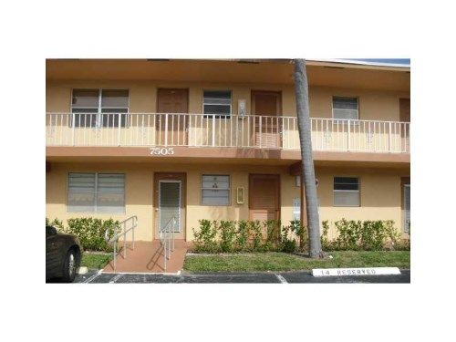 7505 NW 5 PL # 204, Pompano Beach, FL 33063