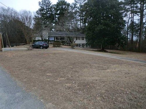 2260 Robinson Road, Marietta, GA 30062