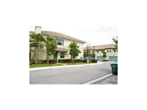 8146 CASCADA ISLE DR # 8146, Hollywood, FL 33024