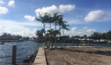 2305 N RIVERSIDE DR Pompano Beach, FL 33062