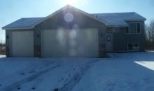 615 Knollwood Ct Annandale, MN 55302