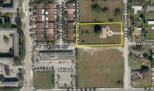 920 NE 14 AV Homestead, FL 33033