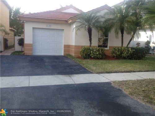 2130 NW 190TH AVE, Hollywood, FL 33029