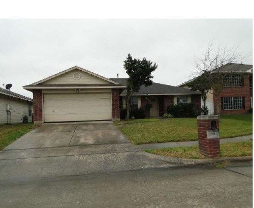 10914 Linden Gate Dr, Houston, TX 77075