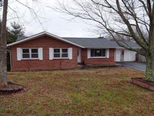 124 Hughes Rd, Watauga, TN 37694