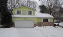 4521 Timothy Dr Akron, OH 44319