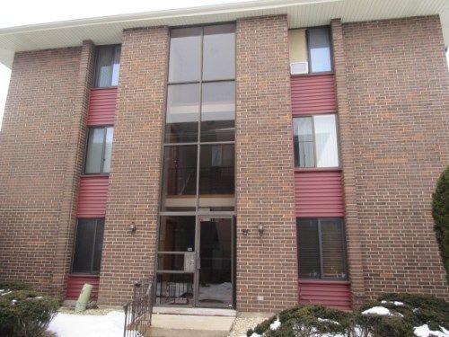 15700 Terrace Dr Unit 1, Oak Forest, IL 60452