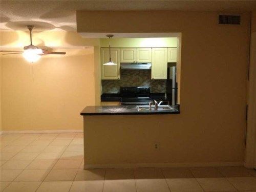 745 NW 104 AV # 101, Hollywood, FL 33026