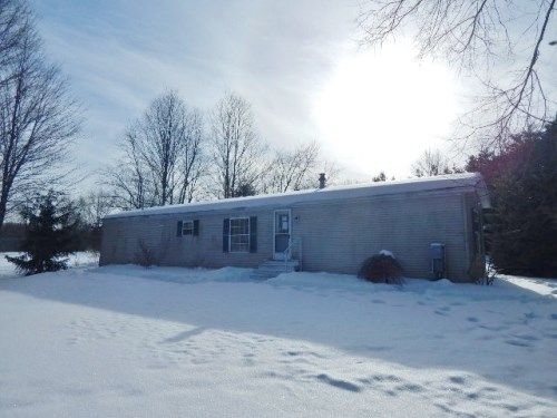 5425 6 Mile Lake Rd, East Jordan, MI 49727