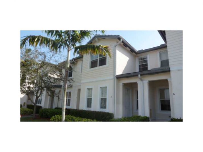 153 SE 28 PL # 5, Homestead, FL 33033