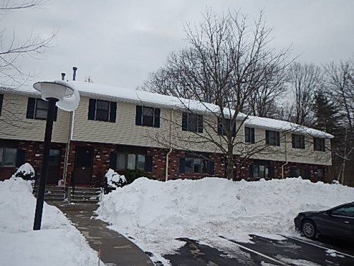 43 Brookside Village Unit #43, Enfield, CT 06082