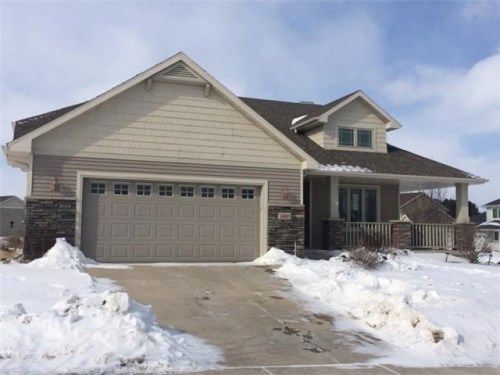 600 Hoel Ave, Stoughton, WI 53589