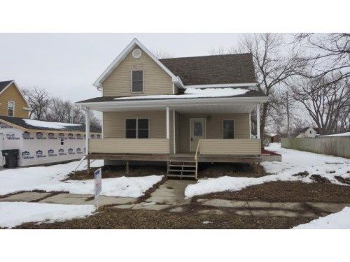 208 S Water St, Cambridge, IA 50046