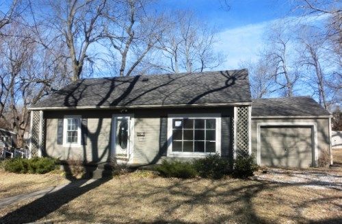 3 Eavey Circle, Harrisonville, MO 64701