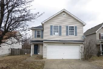 6012 Wood Haven Place Cir, Louisville, KY 40228