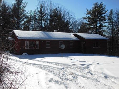 168 Atwood Dr, Pownal, VT 05261