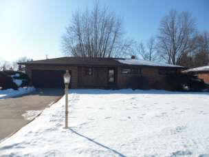 5796 Taft Pl, Merrillville, IN 46410