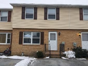 16 W 9th St, Waynesboro, PA 17268