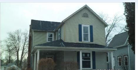 214 W South St, Bluffton, IN 46714