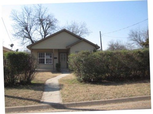 122 N Andrews Ave, Sherman, TX 75090