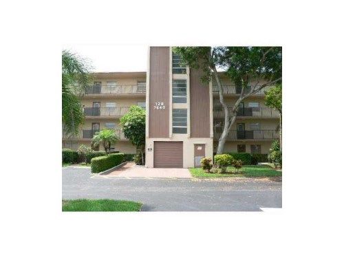 7640 NW 18 ST # 201, Pompano Beach, FL 33063