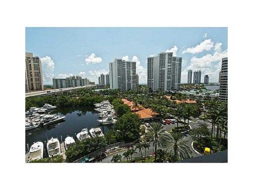 3500 MYSTIC POINTE DR # 1007, Miami, FL 33180