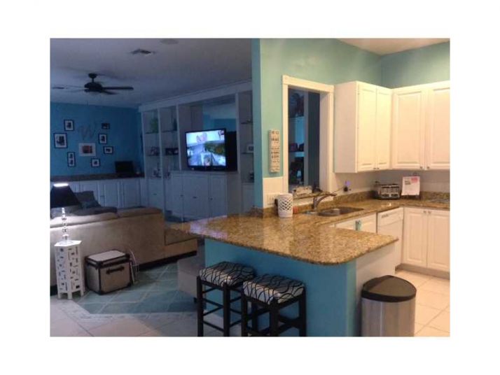 237 POINCIANA DR, Jupiter, FL 33458