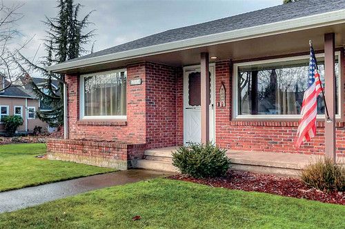 210 N Cleveland, Mount Angel, OR 97362