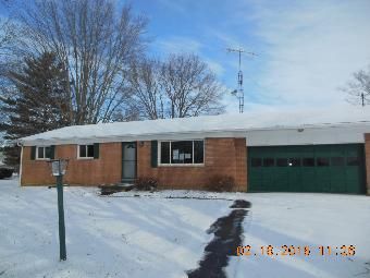 5894 Troy Rd, Springfield, OH 45504