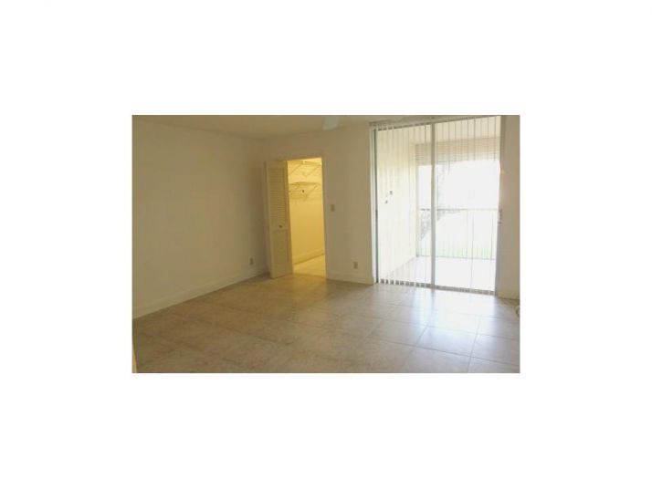 480 NW 76 AV # 203, Pompano Beach, FL 33063