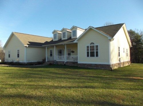 124 Ernest Brown Rd, Sunbright, TN 37872