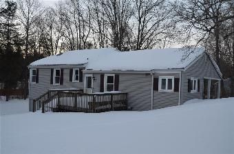 22 David Ln, Northford, CT 06472