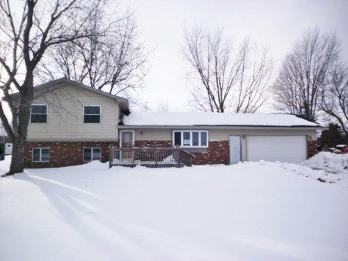 2098 8 Mile Road, Kawkawlin, MI 48631