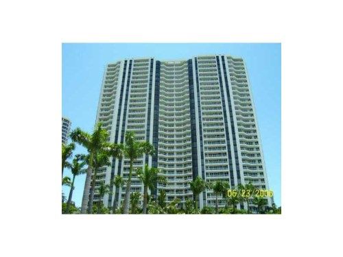 21205 YACHT CLUB DR # 1802, Miami, FL 33180