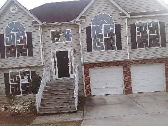 1314 Creekview Cir, Riverdale, GA 30296