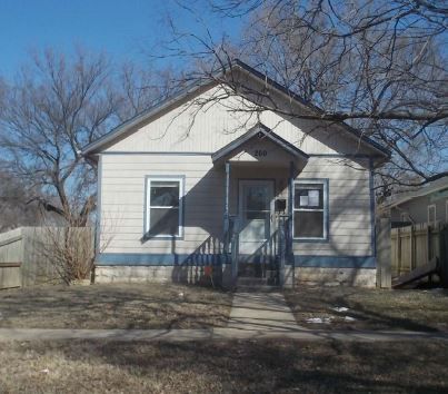 260 Martinson St, Wichita, KS 67203