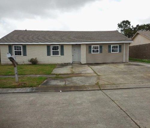 2437 Lynnbrook Dr, Harvey, LA 70058