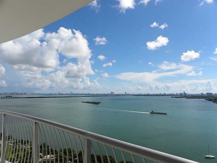 1750 N BAYSHORE DR # 2602, Miami, FL 33132