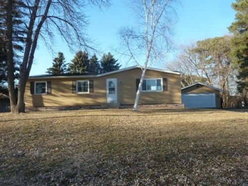 540 Lake Dr W, Annandale, MN 55302