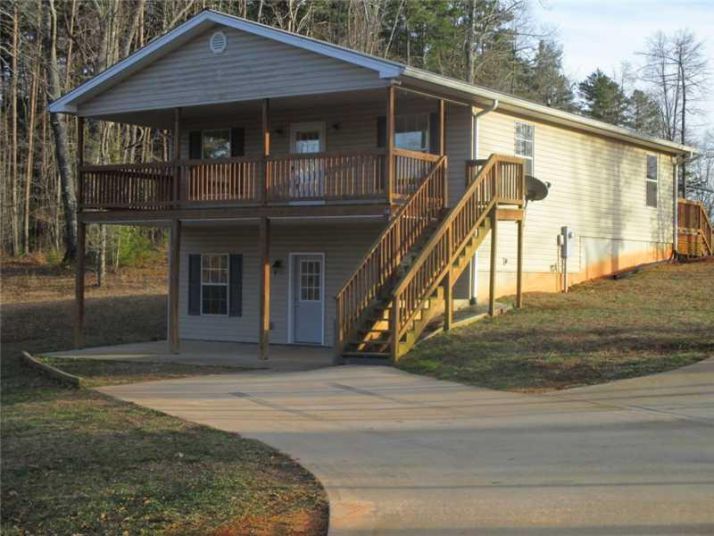 58 Pinewood Drive E, Dahlonega, GA 30533